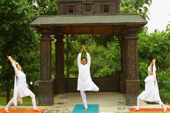 The Yogasutras, Performing Arts, and Health